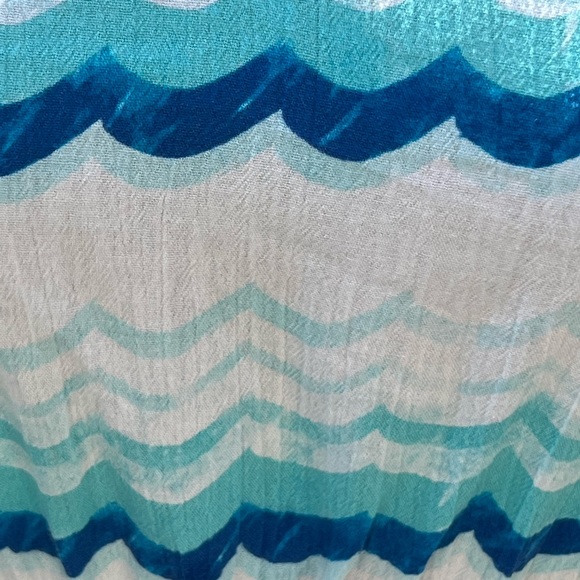 White and Blue Wave Beach Cover Up - Picture 10 of 14